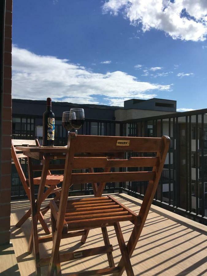 Sunny Apartment Ortachala Тбилиси Экстерьер фото